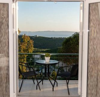 Perdika Hotel | Sea and mountain hotel