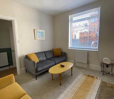 Scarborough House | Sea Biscuit Cottage, Scarborough