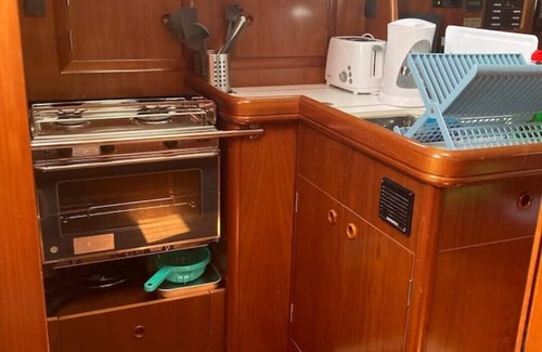 Belem Boat Rental | Sea Bloom - Sleep in Tejo