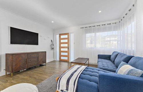 Bridport House | Sea Breeze Escape