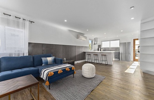Bridport House | Sea Breeze Escape.