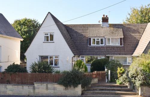 Totland Bay House | Sea Breezes