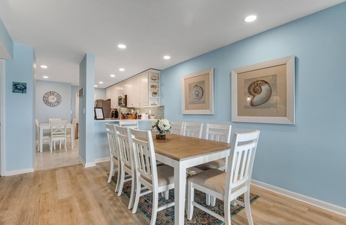 Bethany Beach Condo | Sea Colony Ocean 1st floor condo with gym, pool, hot tub, & sauna