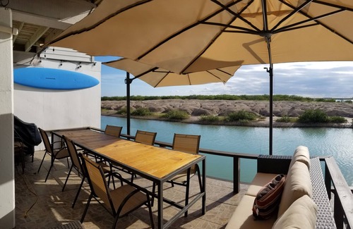 Port Isabel Cottage | Sea Cottage with easy boat access. Near Space X