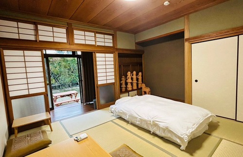 Aoshima House | SEA-DWELLER Inn