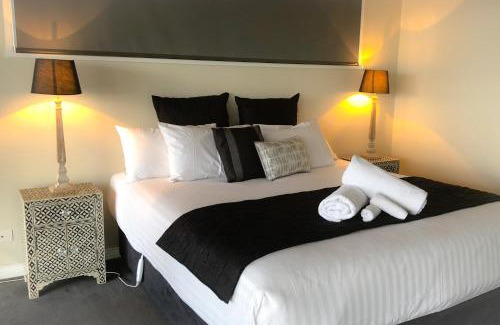 Binalong Bay House | SEA EAGLE COTTAGE Amazing views of Bay of Fires
