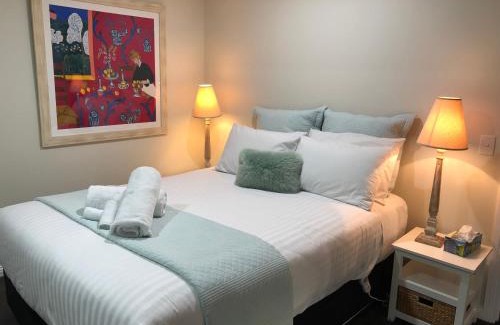 Binalong Bay House | SEA EAGLE COTTAGE Amazing views of Bay of Fires
