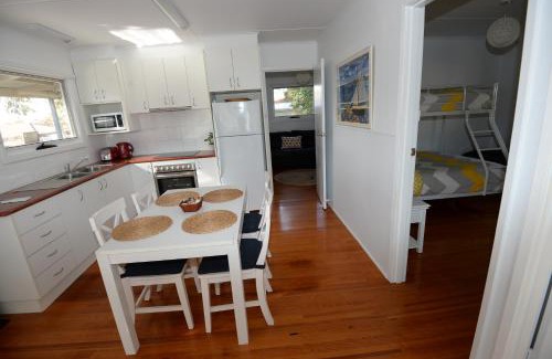 Inverloch House | Sea-Esta @ Inverloch