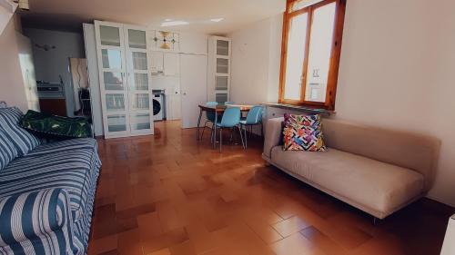 Castiglioncello Apartment | Sea-front loft in Liberty villa