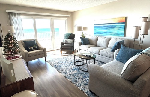 Indian Shores Condo | Sea Gate 206 Beautiful Beach Front Condo/3 BR - 2 BTH