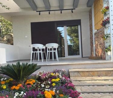 Dhermi House | Sea Gem Apartment