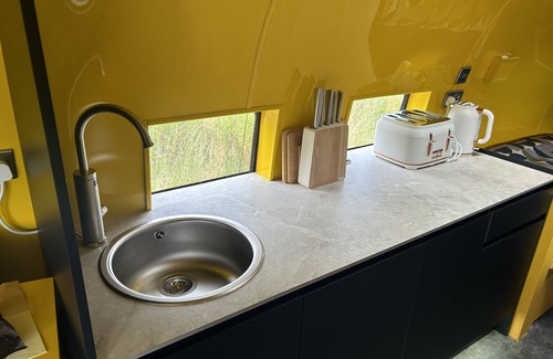 Boston Apartment | Sea King - helicopter