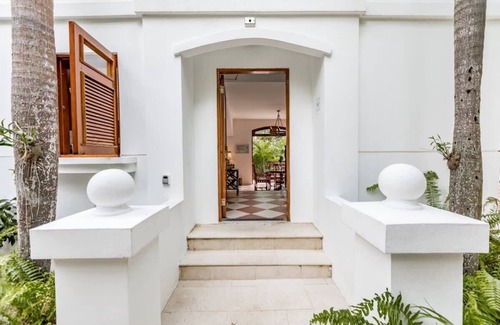 Barrero Villa | Sea La Vie | Luxurious moroccan inspired villa with private plunge pool