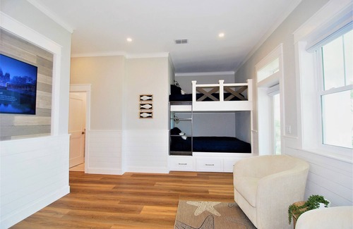 The Shores House | Sea La Vie New private waterfront home w/ dock. Beautiful views of the bay!