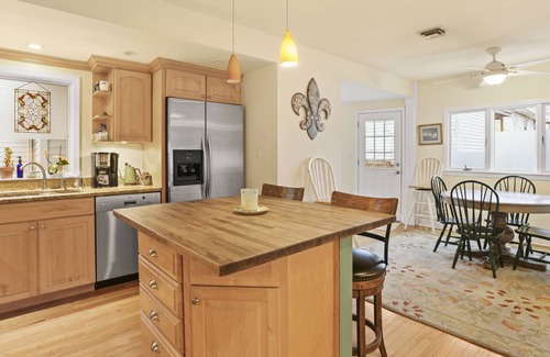 North Beach House | Sea La Vie