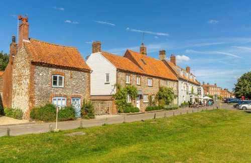 Burnham Market House | Sea Lavender Cottage