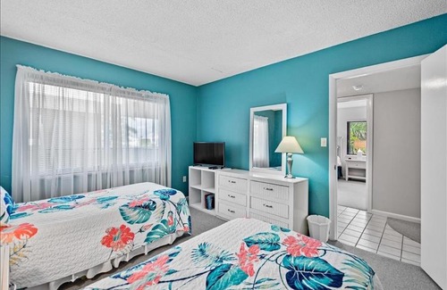 Boca Grande Apartment | Sea Oats 241 Apartment