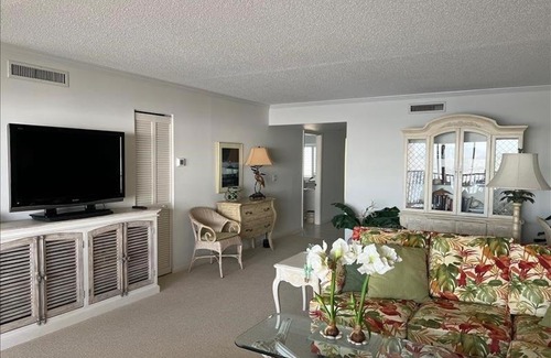 Boca Grande Apartment | Sea Oats 312 Condominium Condo