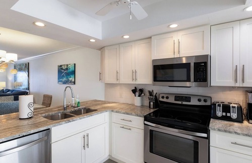 Boca Grande Condo | Sea Oats 314 - Top Floor - Sleeps 4 - Beachfront - Elevators