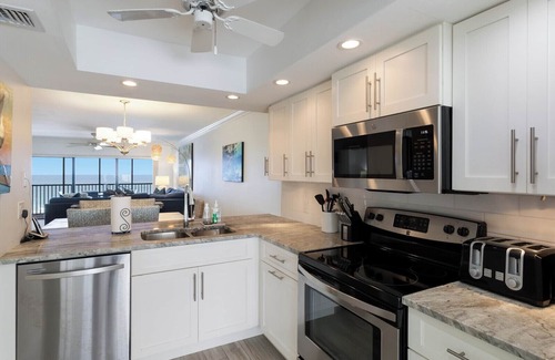 Boca Grande Condo | Sea Oats 314 - Top Floor - Sleeps 4 - Beachfront - Elevators
