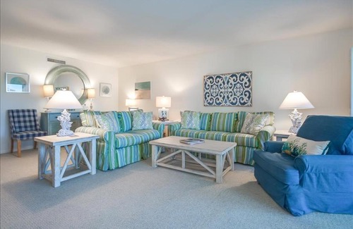 Boca Grande Apartment | Sea Oats 321 Apartment
