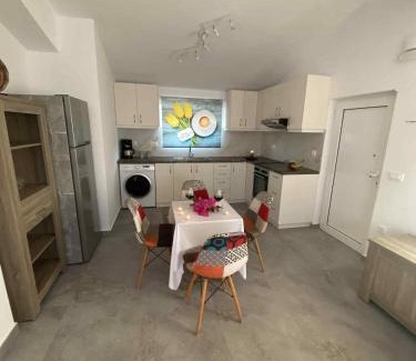 Tingaki Apartment | Sea & Olive Retreat