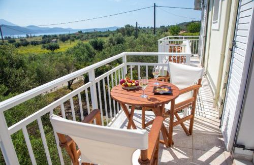 Agios Dimitrios House | SEA & OLIVES HOUSE