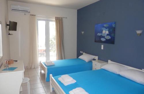 Mikros Gialos Apartment | Sea Pebble Studios