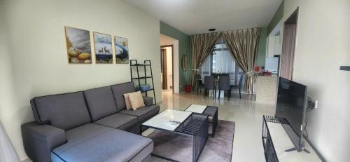 Gelang Patah Apartment | Sea&Pool View 2-bedroom Fully Furnished Apartment Forest City #freeWIFI