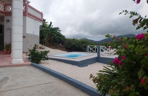Oyster Pond Apartment | Sea-Renity