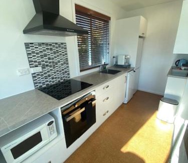 Picton Apartment | Sea-Renity Picton, Apt A