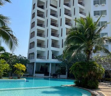 Rayong Apartment | sea sand sun resort Executive 607 Mae Rumphueng beach