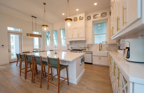 The Shores House | Sea Señor new home @ The Shores!