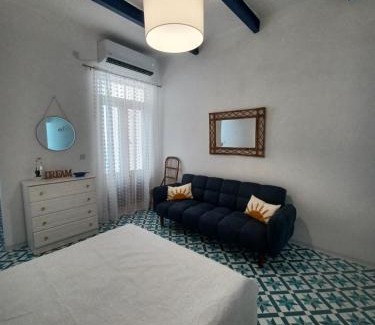 Marsalforn Apartment | Sea-Side Maisonette