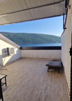 Kumbor Apartment | Sea Side
