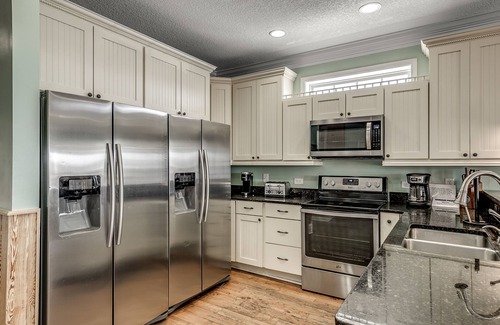 Garden City House | SEA SPRAY - PRIVATE POOL, HOT TUB AND ELEVATOR 5 BR 5 1/2 BATH