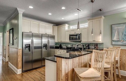 Garden City House | SEA SPRAY - PRIVATE POOL, HOT TUB AND ELEVATOR 5 BR 5 1/2 BATH