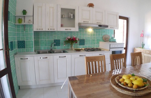 Chia House | Sea view a few meters from Su Giudeu beach. Discounts on ship tickets.