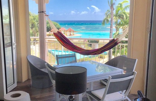 Anse des Rochers Apartment | SEA VIEW air-conditioned apartment of 65m2 + 30m terrace - sea view and pool