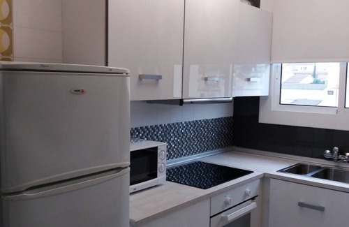 Cunit Apartment | Sea view Apartement with swimingpool, tennis court and ai rconditioned