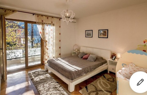 Topla Apartment | Sea view apartment HN