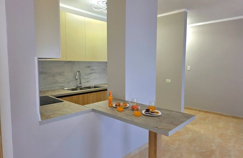 Durres Apartment | Sea View Apartment in Durres Beach 100