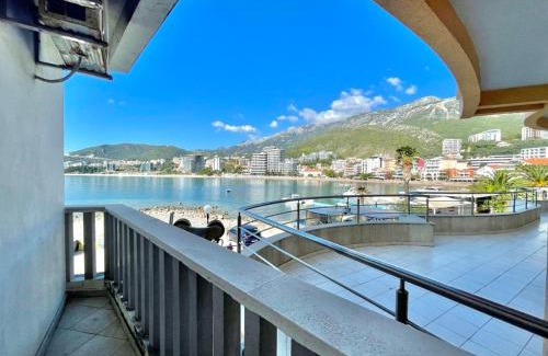 Rafajlovici Apartment | Sea view Apartments Rafailovici