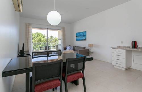 Santinho Apartment | SEA VIEW | Balcony with BBQ Grill #CSA02