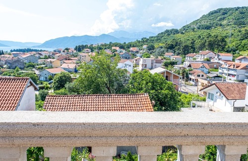 Mrcevac Apartment | Sea View Flat w Terrace 9 min to Port in Tivat