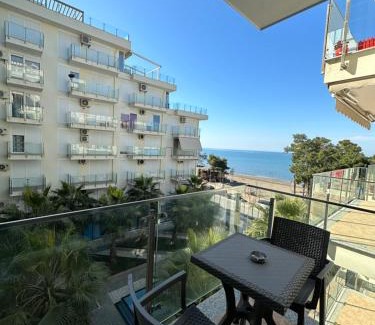 Shengjin Apartment | Sea View Mario's Studio