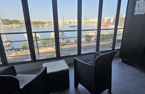 Gzira Apartment | Sea View Modern Apartment in Sliema Ferry