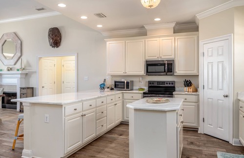 Dauphin Island House | Sea-View-Play | Book your September stay today