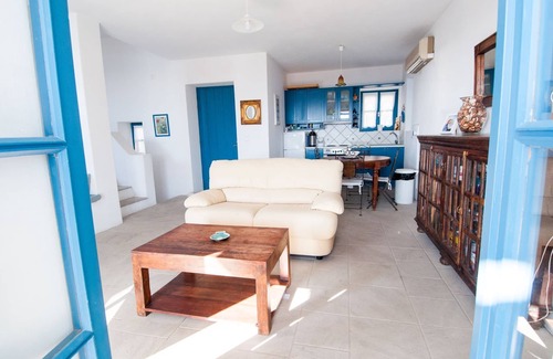 Krotiri House | Sea view property with swimming pool ISLA summer homes