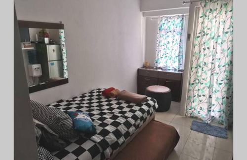 Pluit Apartment | Sea View Studio With 2 Beds Fast Wifi and Mall